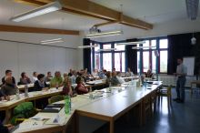 Fortbildungs Teilnähmer im Fortbildungsraum; Bild Matthias Schuhbeck, LEL