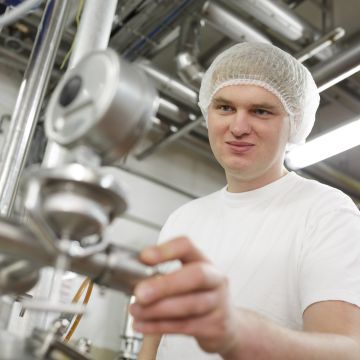 Milchtechnologe Bild: Jan Potente, MLR